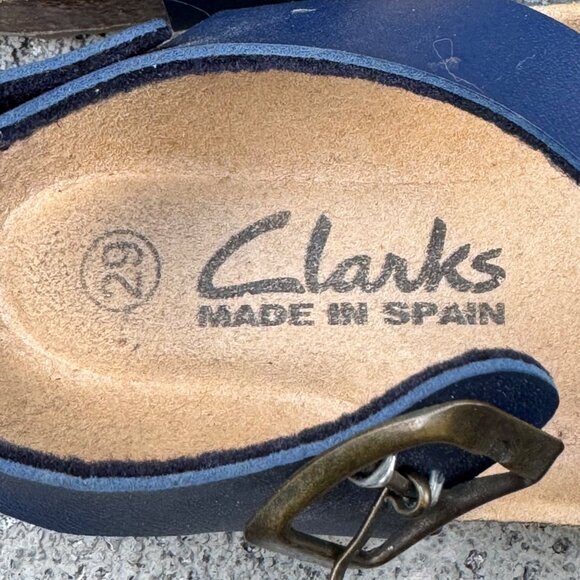 Clarks Buckle Sandals Kids EU 29 11.5 Blue Birkenstock Style Hiking Sandal Shoe - Picture 6 of 9